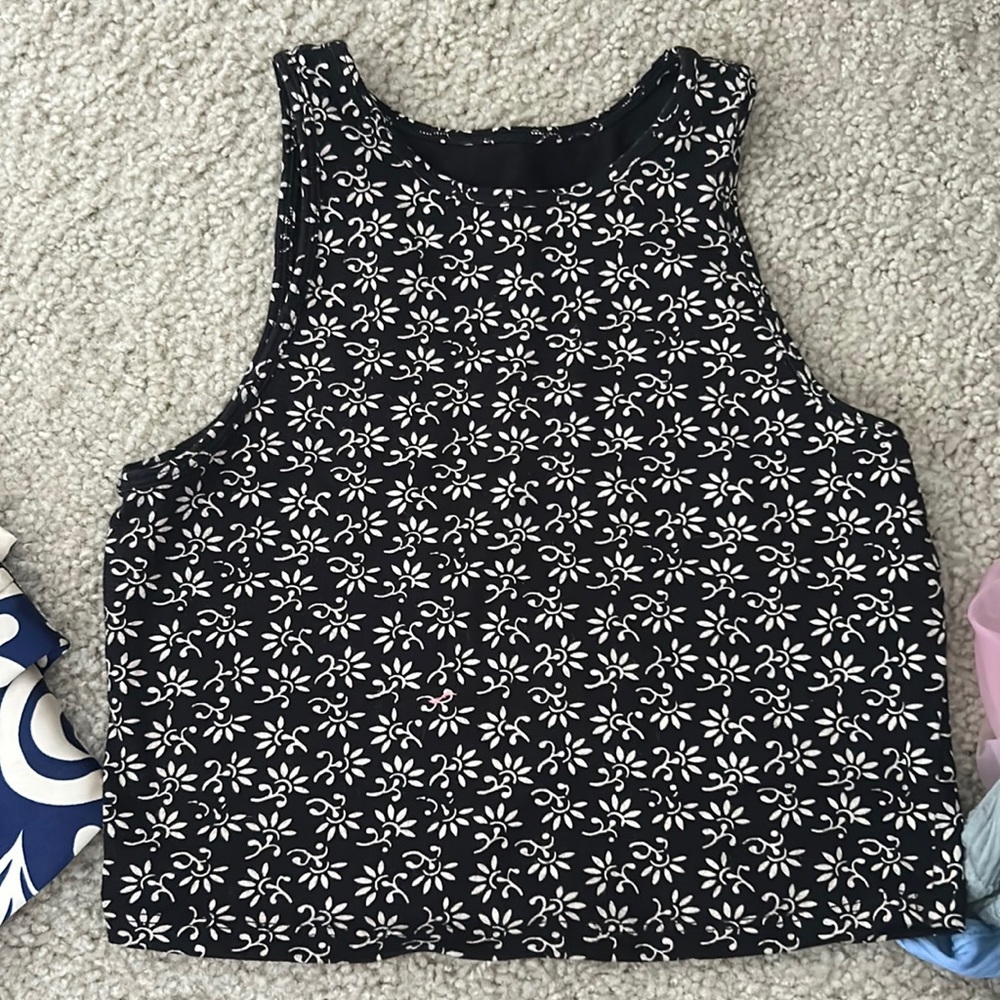 Crop tank • SMALL